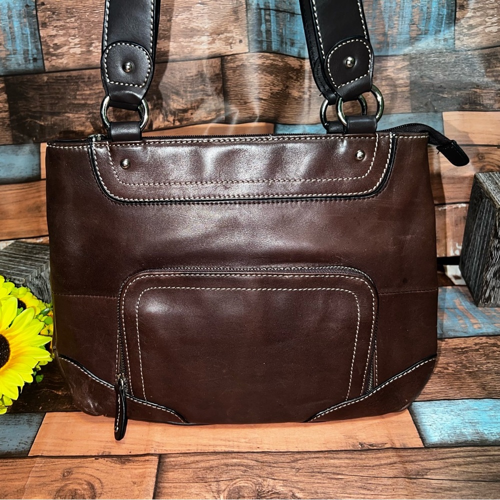 G.H. Bass & Co. Genuine Leather Shoulder Bag Purse (Brown)